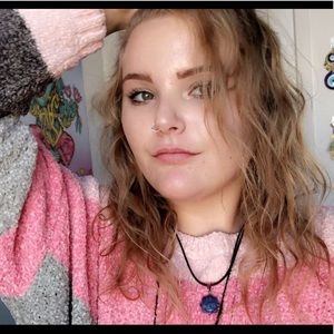 Meet your Posher, Ariel